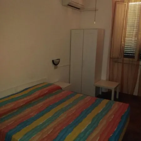 Cavour Self Check-in Hotel *