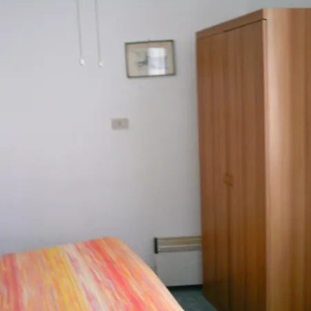 Cavour Self Check-in Hotel