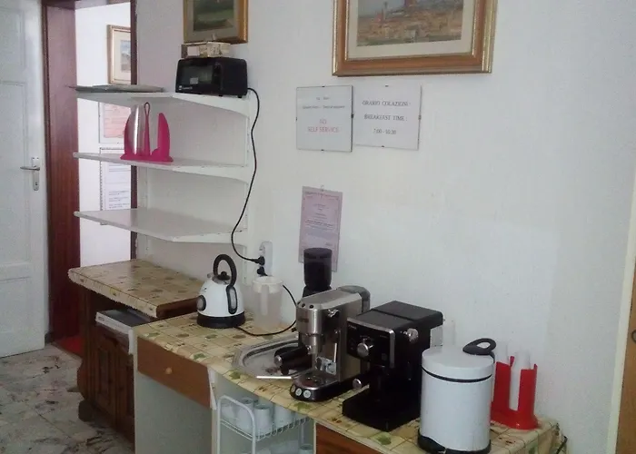 Cavour Self Check-in * Livorno