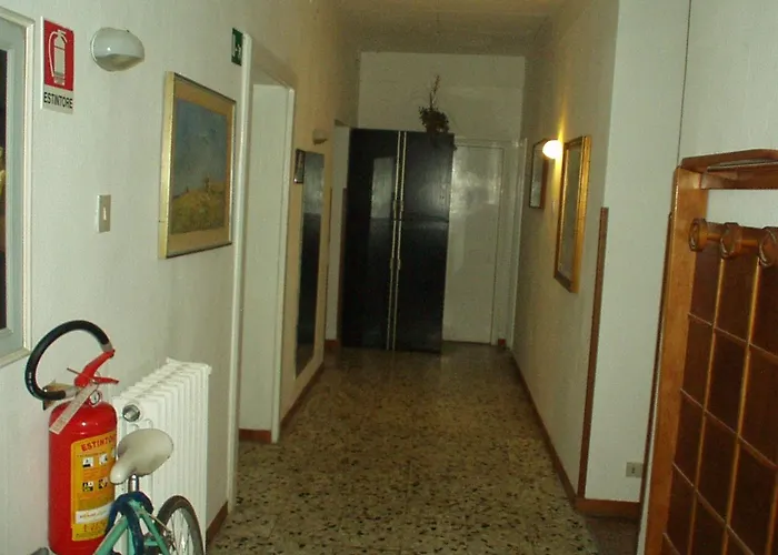 Cavour Self Check-in Livorno