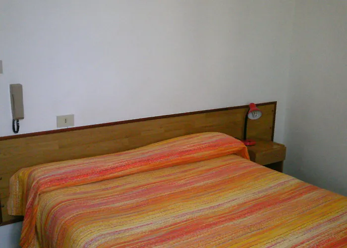 Cavour Self Check-in Livorno